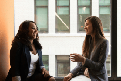 Image mise en avant Fidélisation des talents fidélisation femmes discussion talents